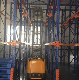 Sayaç Dengeli Depo Forkliftler Kaldırma Yüksekliği 5.6m Kompakt Yapı